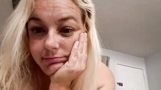 glitterjayme - The housewife decided to socialize on camera