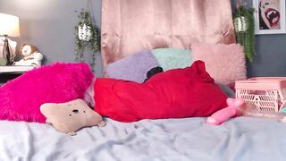 stephanie_golden - Baby tease