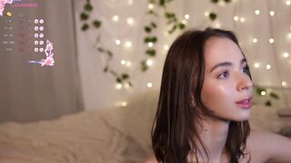 bb_jett - [babe shows herself naked