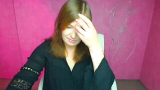 molly_mis - Milf in clothes sits chatting in front of the camera and does not want to undress.