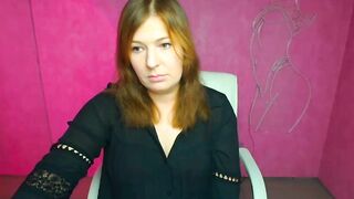 molly_mis - Milf in clothes sits chatting in front of the camera and does not want to undress.