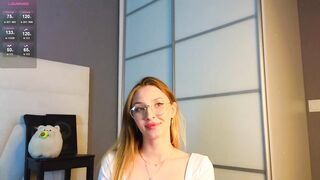 annie_f0x -Student dances striptease in front of the camera in her uniform