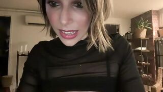 tiny_n_tight4you -Milf shows off her tits