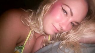 x_dreamgirl_x - Sleepy bitch lying there chatting